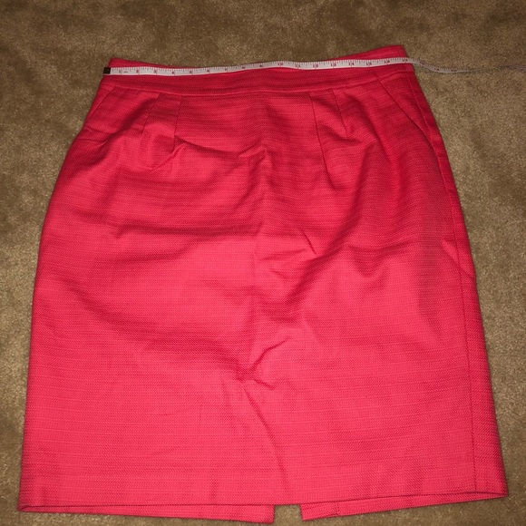 Banana Republic Bright Pink Skirt w/ Front Pockets - Picture 7 of 8